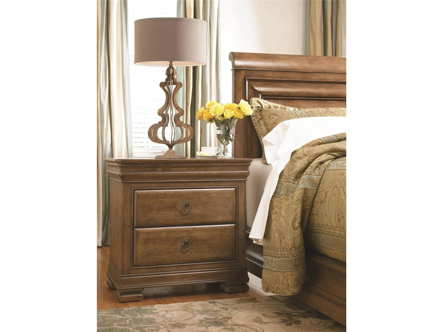 UNIVERSAL - NEW LOU NIGHTSTAND