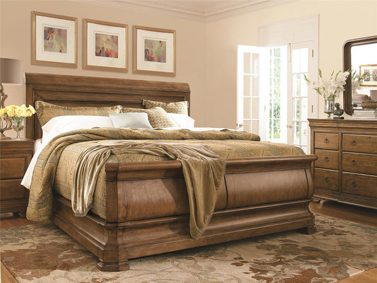 UNIVERSAL - NEW LOU LOUIE P'S QUEEN SLEIGH BED