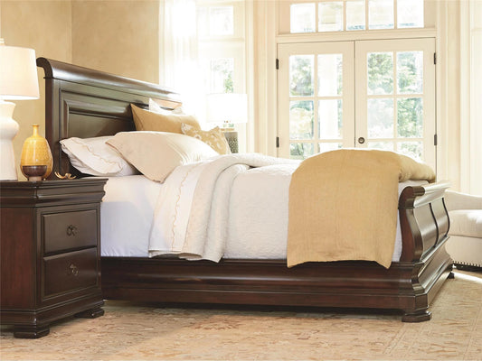 UNIVERSAL - REPRISE QUEEN SLEIGH BED