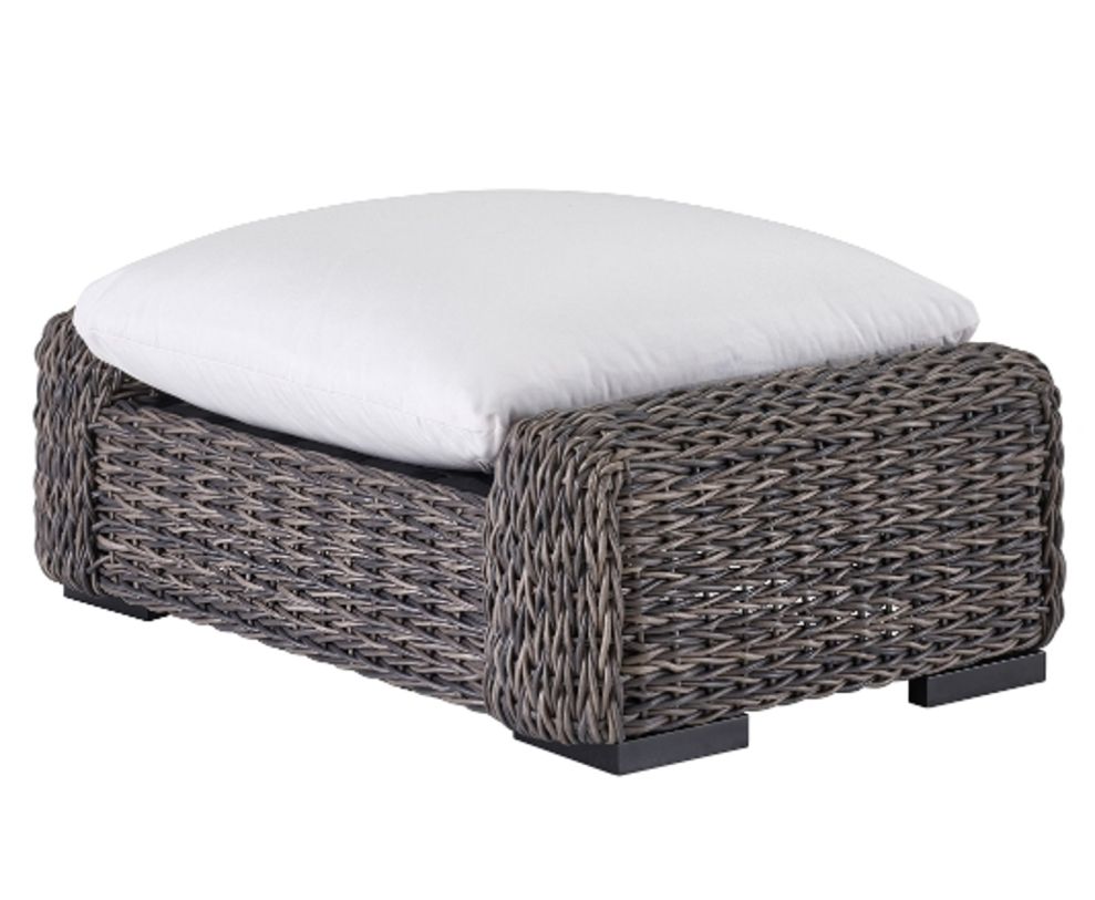 UNIVERSAL - COASTAL LIVING OUTDOOR MONTAUK OTTOMAN