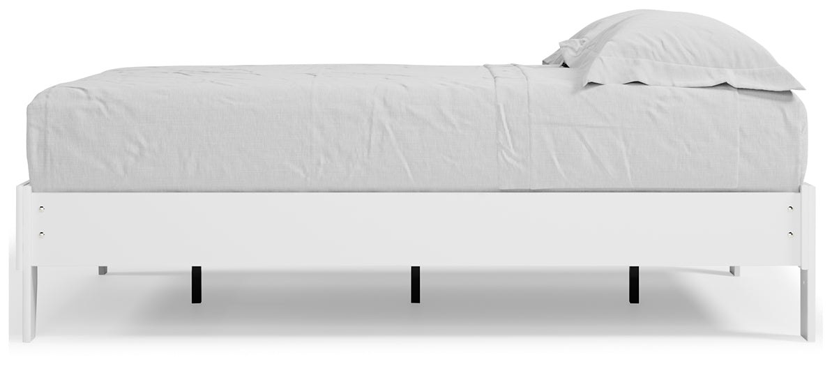 Ashley Express - Piperton  Platform Bed