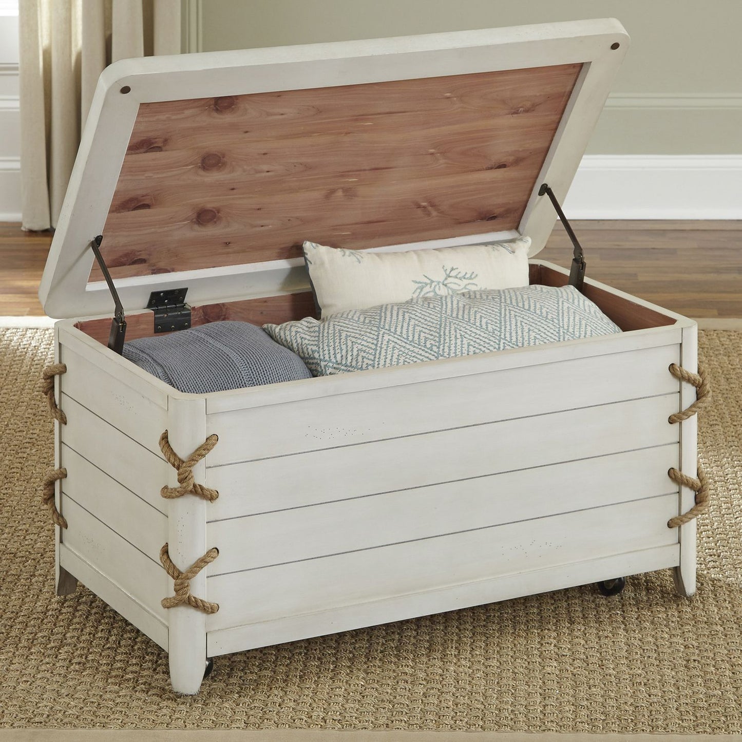 Dockside - Storage Trunk