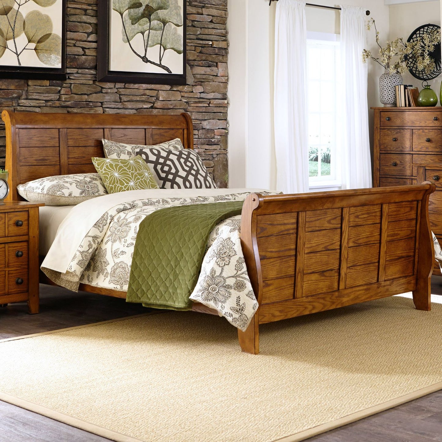 Grandpas Cabin - King Sleigh Bed