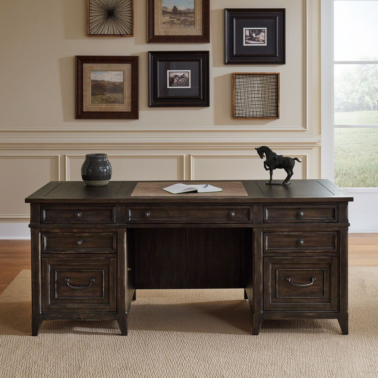 Paradise Valley - Executive Desk