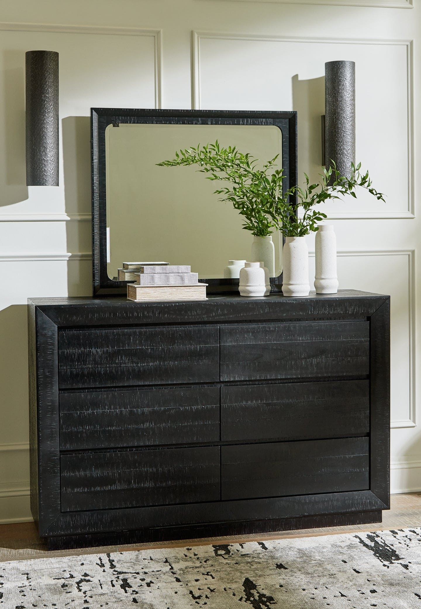Londer King Panel Bed with Mirrored Dresser, Chest and Nightstand