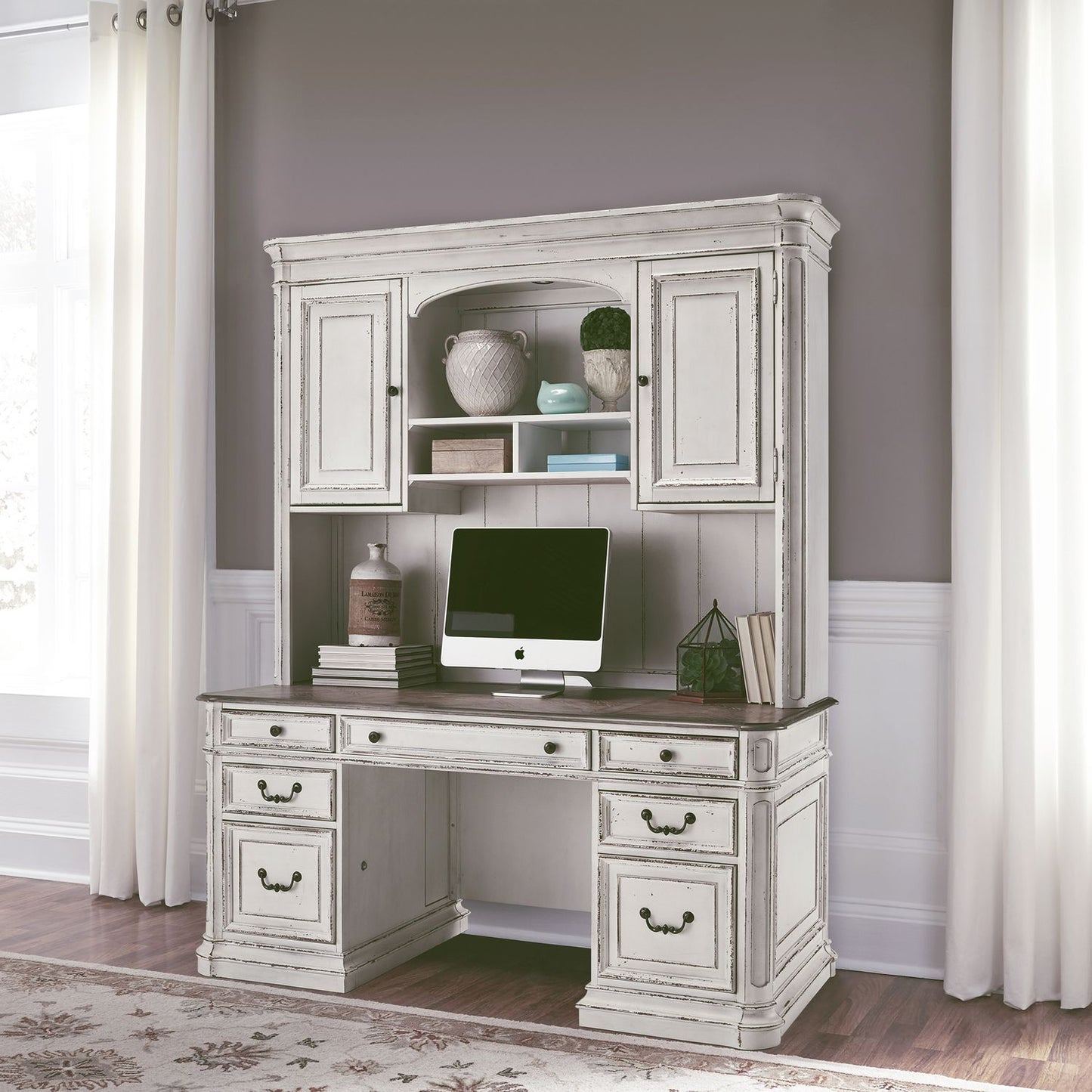 Magnolia Manor - Jr Executive Credenza Hutch