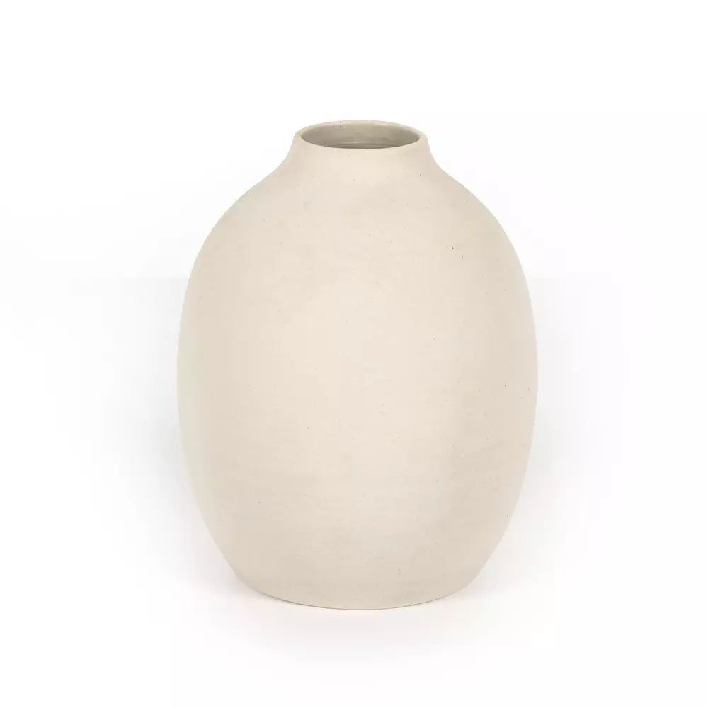 Ilari Vase