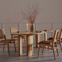 Lunas Dining Table