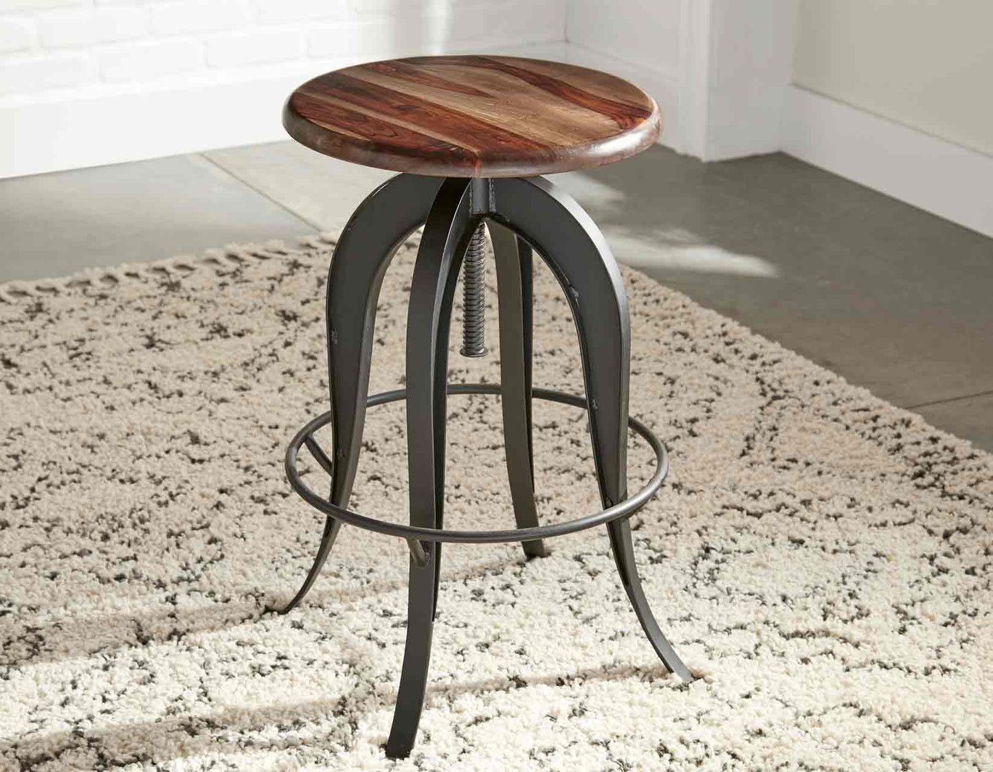 Sparrow 24-36″ Adjustable Stool