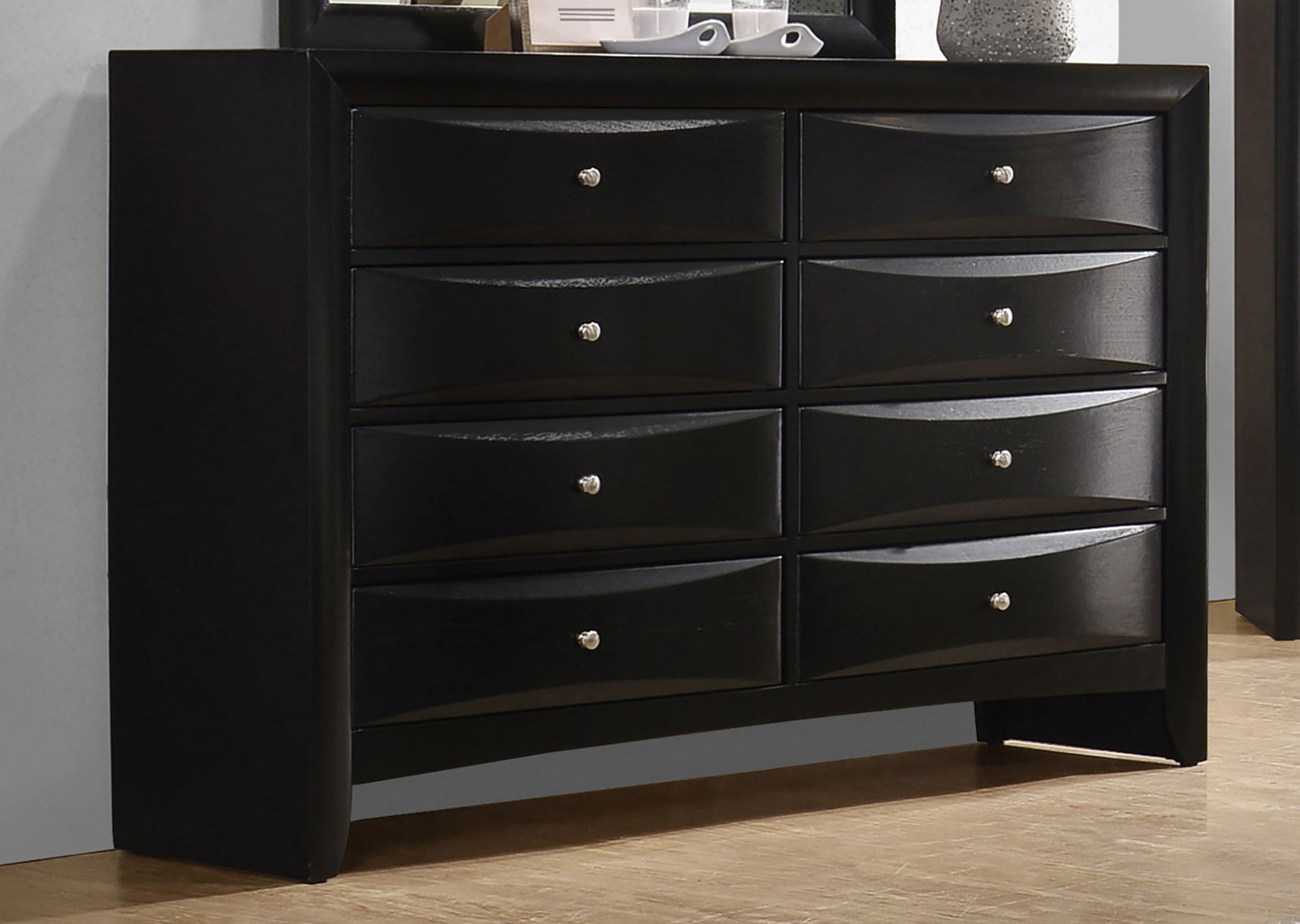 Briana 8-drawer Dresser Black